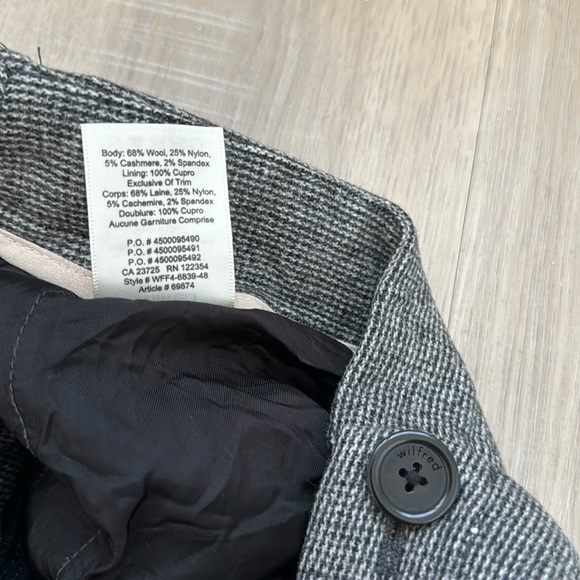 Aritzia/ Wilfred pants, size 4 - Picture 4 of 4
